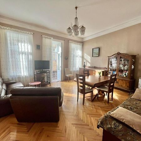 Apartment Down Town Group ティビリシ エクステリア 写真